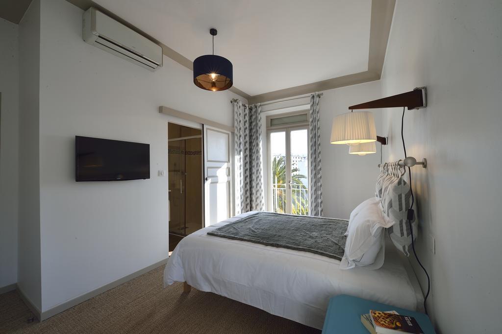Bed & Breakfast Du Roc Fleuri 2*