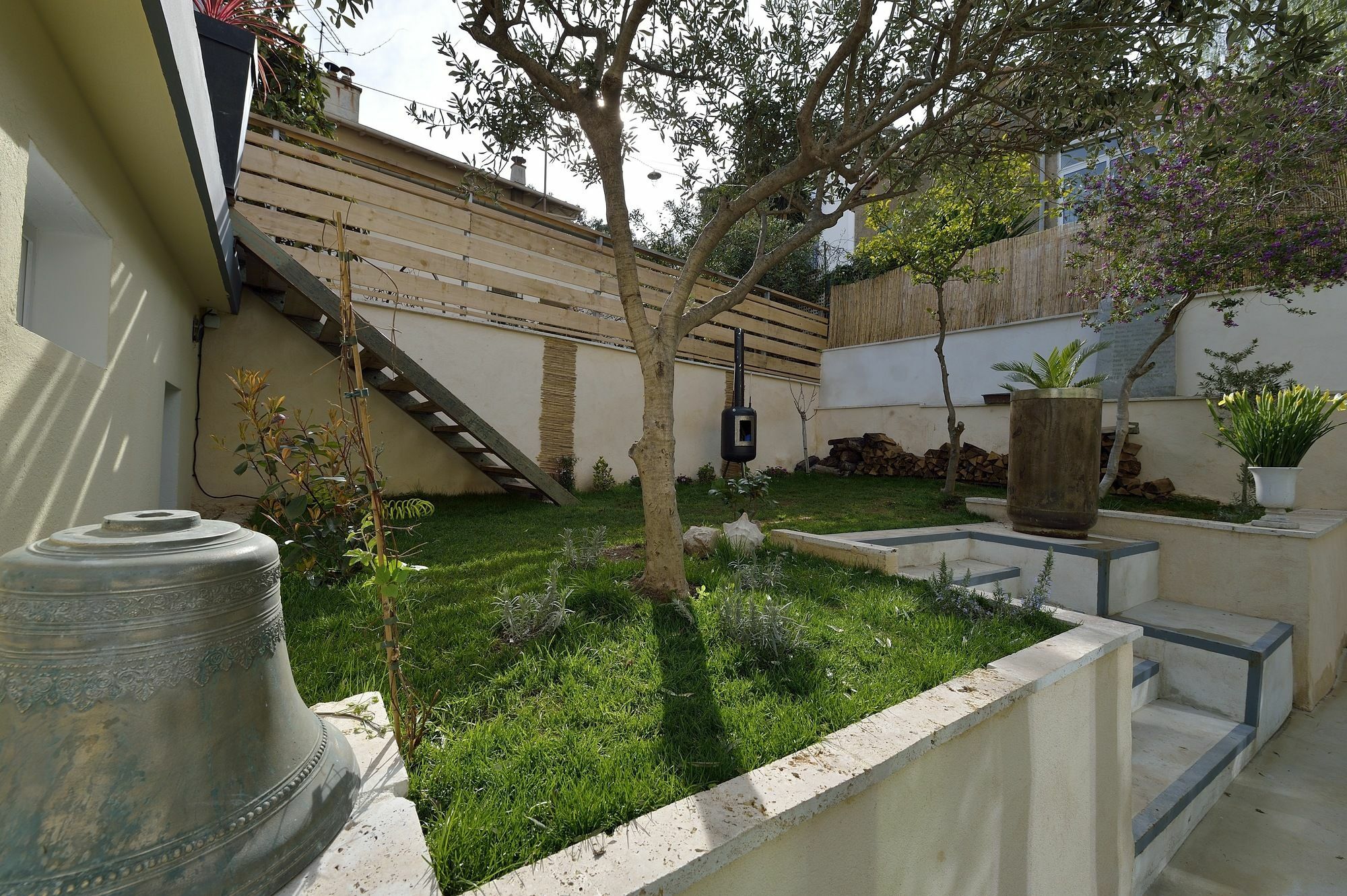 Bed & Breakfast Du Roc Fleuri Cannes