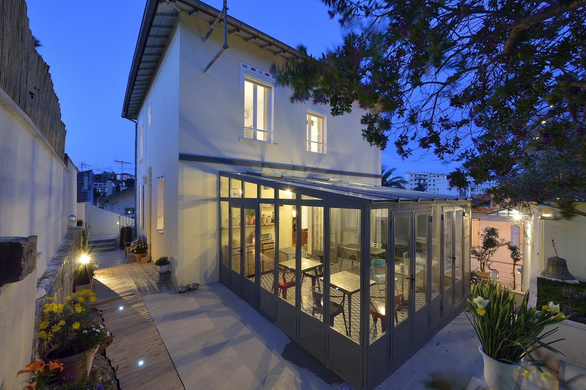Du Roc Fleuri Bed & Breakfast Cannes